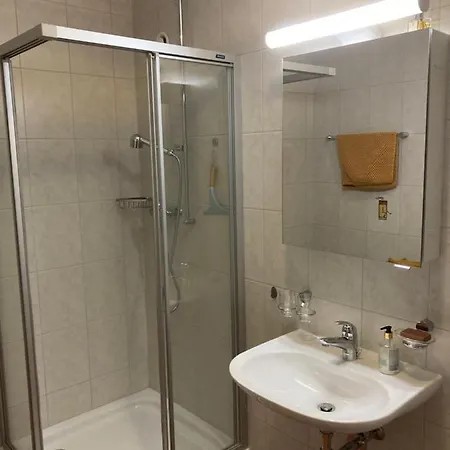 Les Balcons Du Rhone Quarto em Acomodações Particulares Daillon